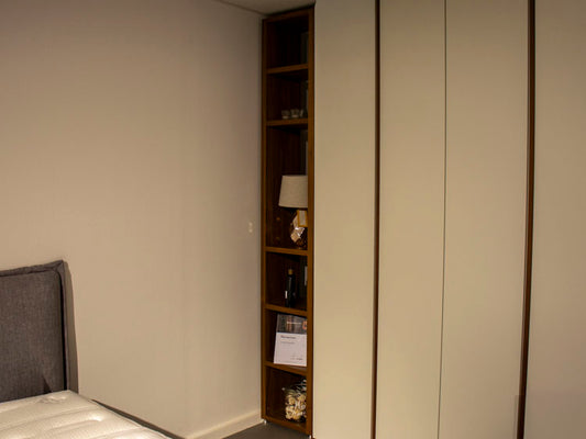 Hulsta kast Mega Design